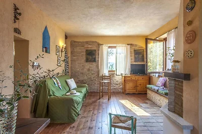 Haus mit Blick auf die Hügel