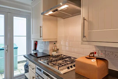 Appartamento a Carbis Bay con vista mare
