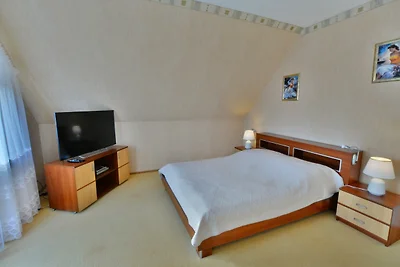 Ferienvilla mit Garten und Sauna, direkt am...