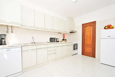 Holiday Home in Gale with Pool near Beaches