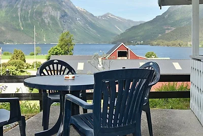 4 Personen Ferienhaus in Folkestad