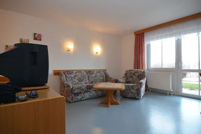 Ferienwohnung mit eigener Terrasse, Garten
