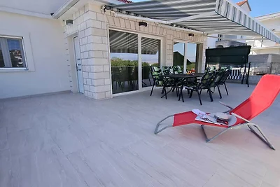 Luxury apartment Ani II  - Two Bedroom Apartm...