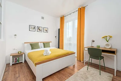 Casa a Saint-Pabu vicino a Sandy Beaches