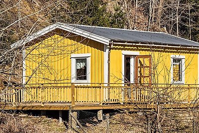 4 person holiday home in HÄLLEVADSHOLM