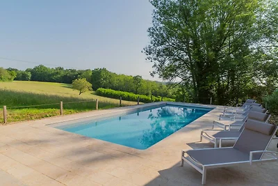 Ferienhaus mit Pool