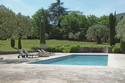 Villa con piscina privata a Oppède