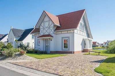 Freistehende Villa Strand 400m entfernt.