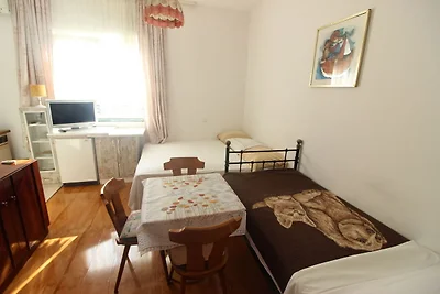 Wohnung in Starigrad Paklenica