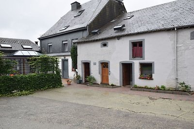 Schönes Ferienhaus in Neufchâteau am Wald