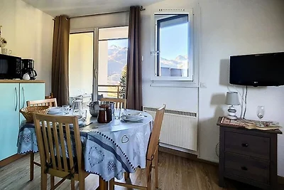 Geräumiges Apartment · Direkter Zugang zur Sk...