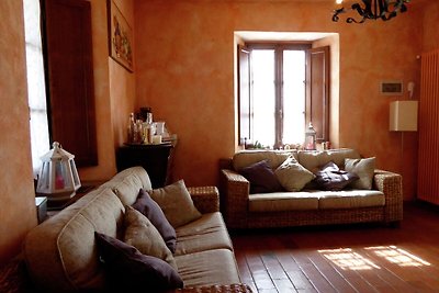 Villa de luxe avec jacuzzi à San Romano en...