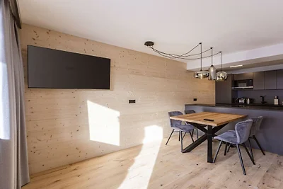 Appartamento a Lermoos con balcone e...