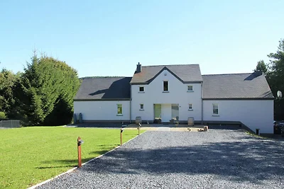 Komfortable Villa in Houffalize mit Sauna
