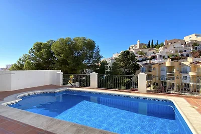 Villa a Nerja con piscina e vicino alla...