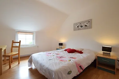 Gem�tliche Wohnung in Paliseul mit Garten