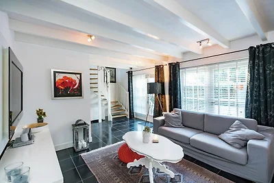 Ferienhaus in Ovezande mit Terrasse