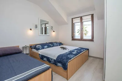 Apartments Sea Eyes - Two Bedroom Apartment w...