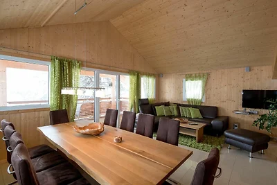 Üppiges Chalet mit Whirlpool