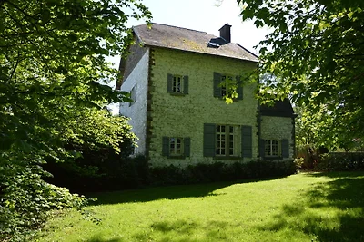 Ferienhaus in Roumont mit Garten
