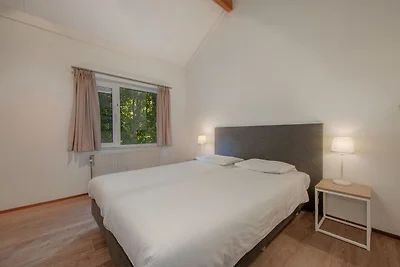 Neu gestalteter Bungalow mit Pool