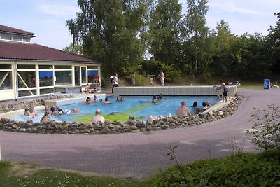 Möblierter Bungalow mit Mikrowelle nahe...