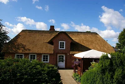 Holiday home with 4 bedrooms