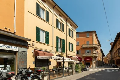 Via D'Azeglio 37 - Casa dell'Auriga