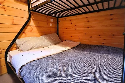 Ardennenchalet mit Balkon und Sauna