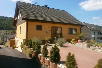 Vakantiehuis met tuin in Neumagen-Dhron
