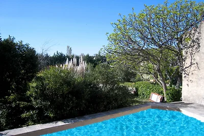 Charmantes Ferienhaus mit privatem Pool