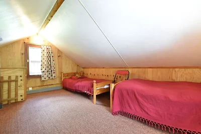 Gemütliches Chalet mit Fluss