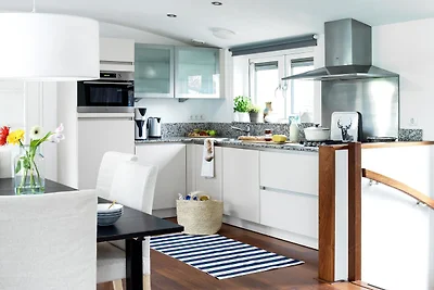 Villa sull'acqua a Loosdrecht con terrazza