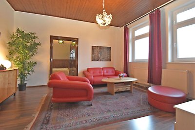 Komfortable Villa mit Heimkino, Sauna und gro...