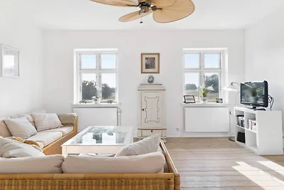 7 Personen Ferienhaus in Tranekær-By Traum
