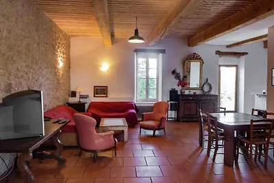 Spaziosa villa per 6 persone con piscina