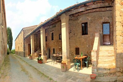 Splendida casa vacanze a Volterra con piscina