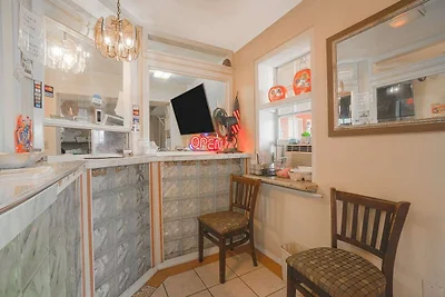Cape Coral FL | King bed
