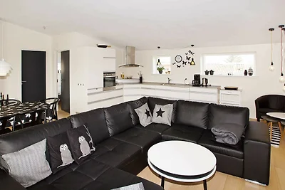 8 Personen Ferienhaus in Hemmet-By Traum
