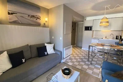 Schצne Wohnung mit Pool