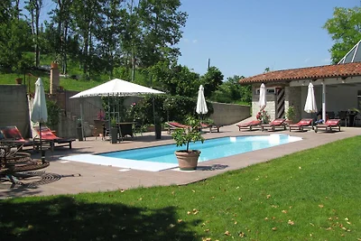 Villa a Bastia Mondovì con piscina
