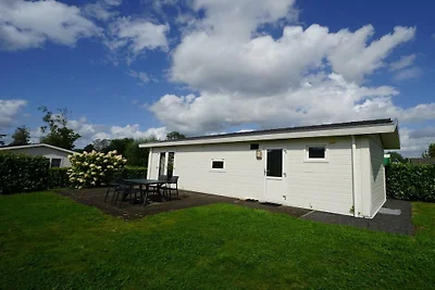 Vakantiehuis in Halfweg met terras