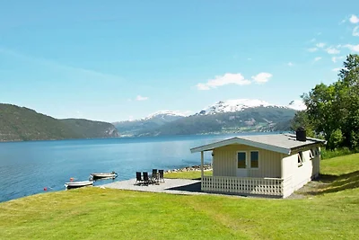 4 Personen Ferienhaus in Utvik-By Traum
