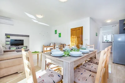 Modernes Ferienhaus in Dramalj