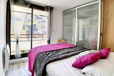 Apartment in Les Menuires mit Skizugang