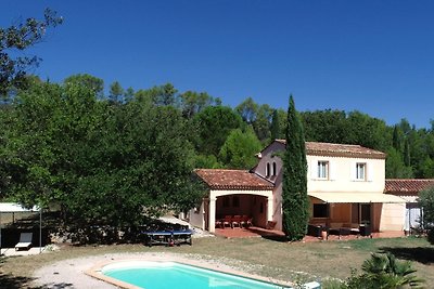 Huis in Montfort-sur-Argens met tuin