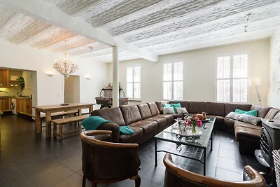 Luxuriöses Ferienhaus mit Whirlpool und Sauna