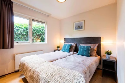 Comfortabel chalet in Noordwijkse zee op 2,5...