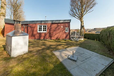 Ferienhaus in Robertville mit Terrasse