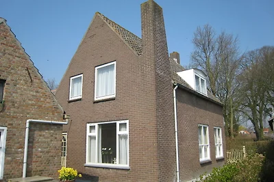 Gerenoveerde boerderij nabij de Zeeuwse kuste...